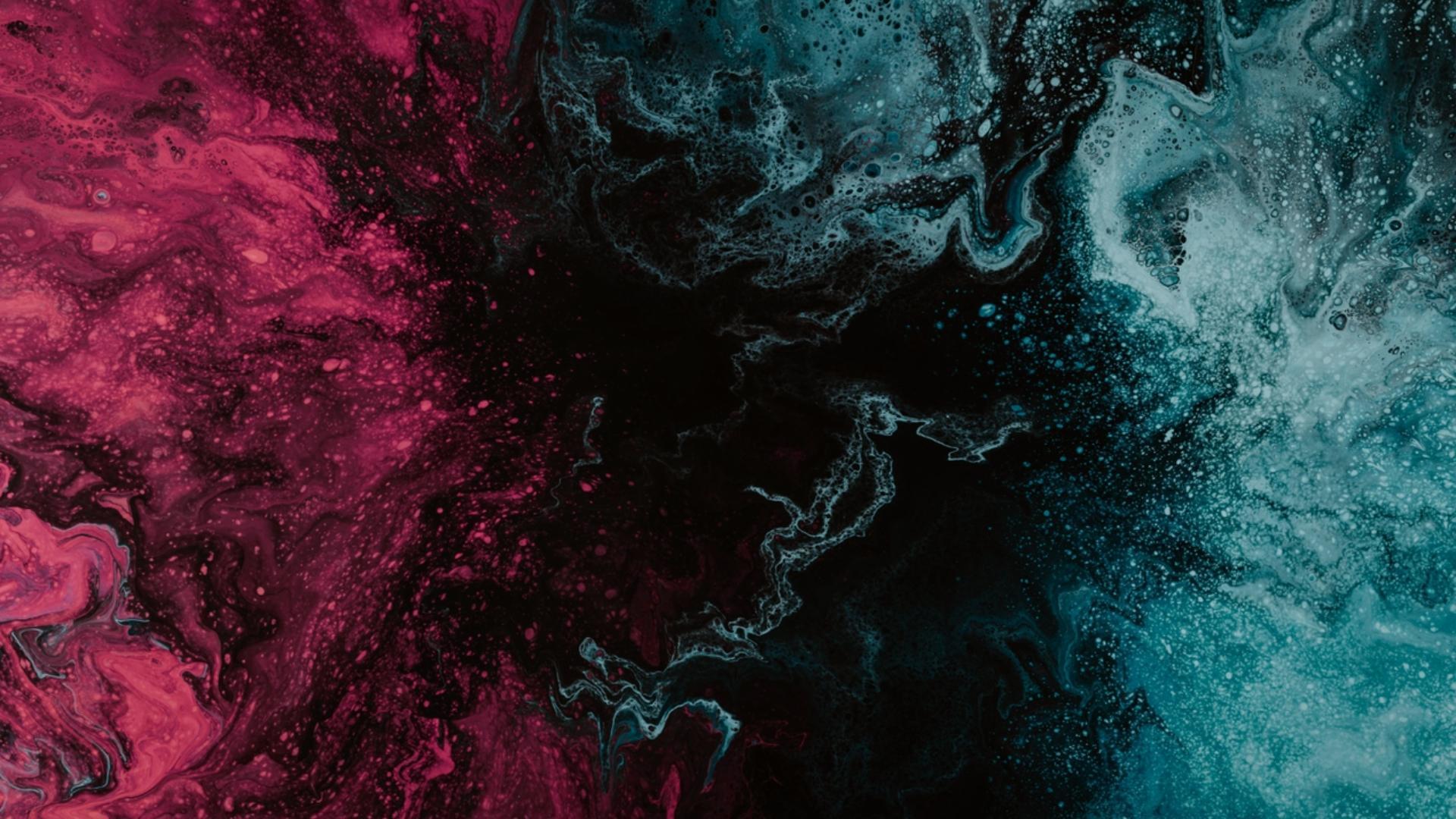 Atmosphärisches Job-Detail-Visual — Cyan-Magenta-Plasma.